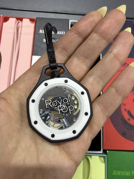 Дизайнерские часы Swatch Royal Pop, 1:1 Карманные цвет Ocho Negro 117718 фото